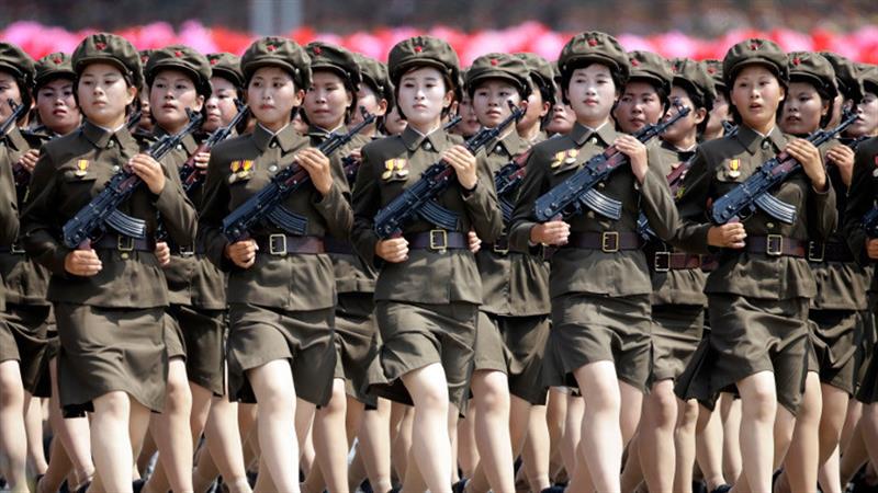 بذكرى تأسيس الجيش.. كوريا الشمالية تستعرض قدراتها الصاروخية